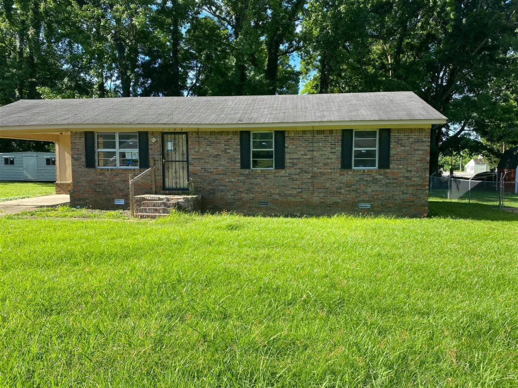 1132 BERRYWOOD AVE, BROWNSVILLE, TN 38012, photo 1 of 25