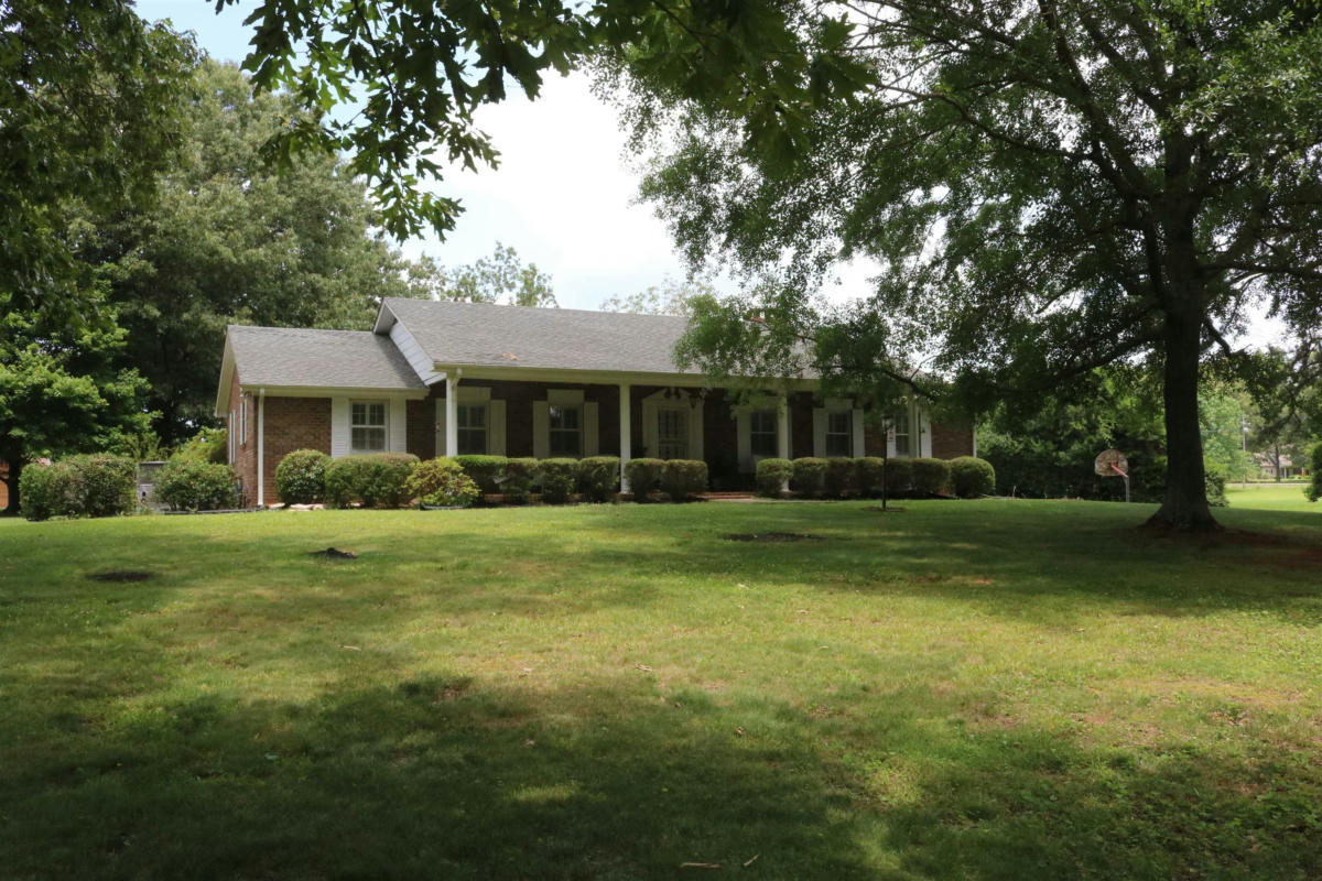 331 COUNTY ROAD 232, FLORENCE, AL 35633, photo 1 of 25